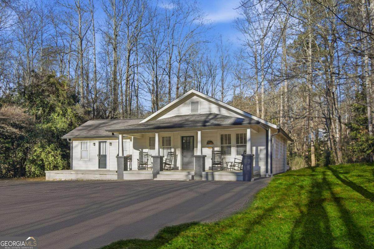 1374 Dawsonville Highway - Photo 1