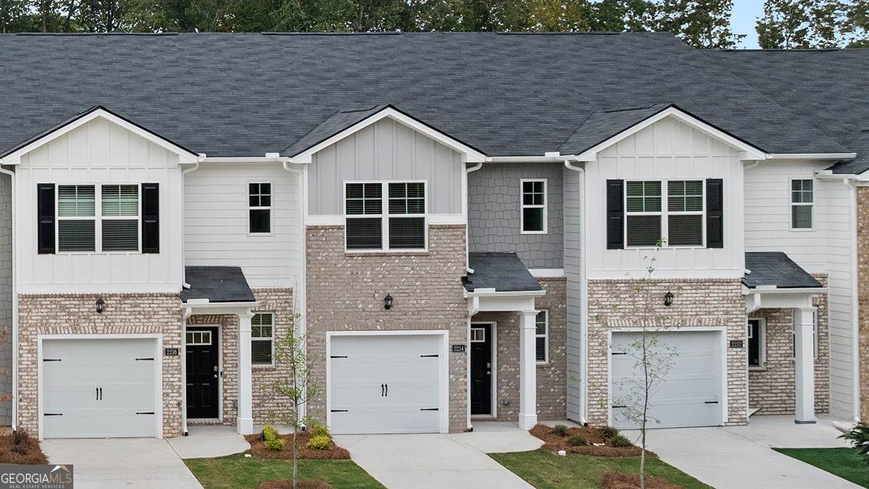 5007 Oakwood Rd - Photo 1