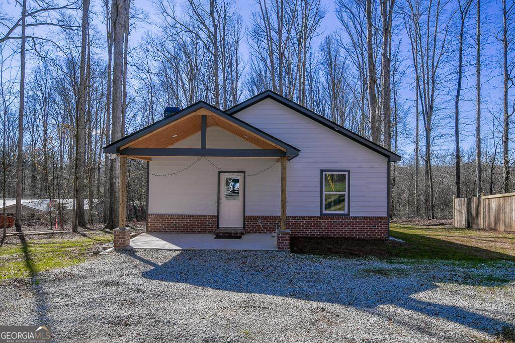 1020 Riverbend - Photo 1