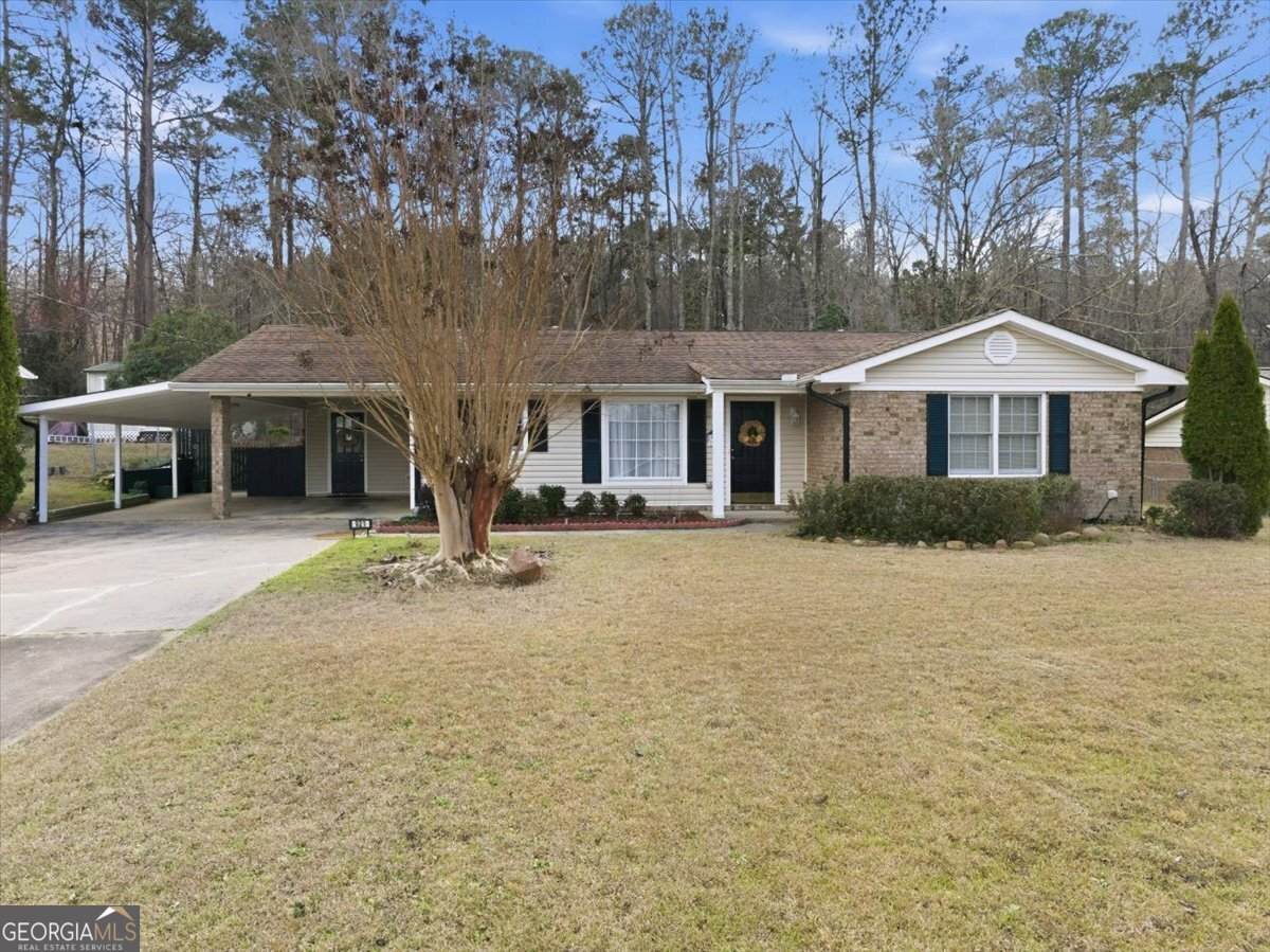 921 Mccurdy Boulevard - Photo 1