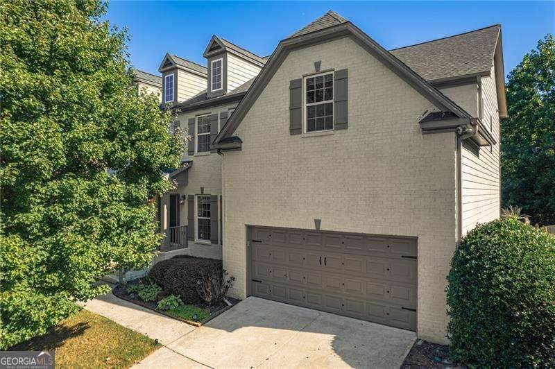 206 Sawtooth Court - Photo 1