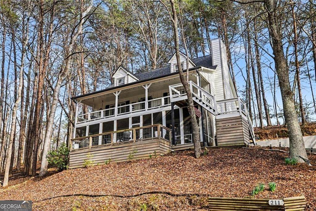 211 Hillside Drive - Photo 1