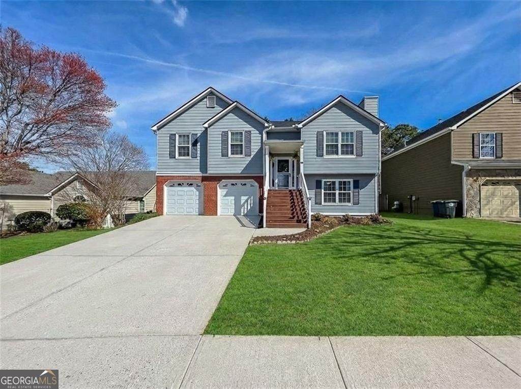 2752 Ivey Park Drive - Photo 1