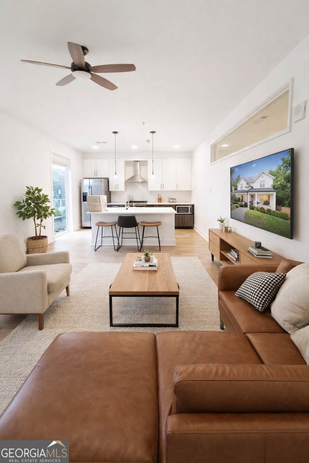 775 Juniper Street - Photo 1