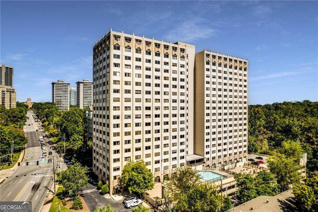 2479 Peachtree Road - Photo 1