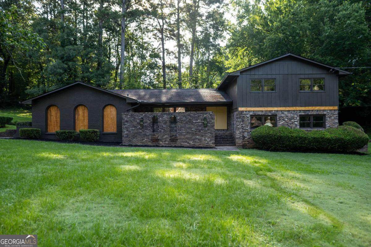 3108 Pheasant Drive - Photo 1