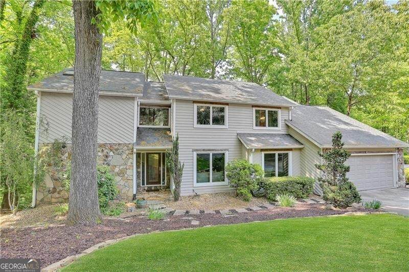 345 Clear Creek Court - Photo 1