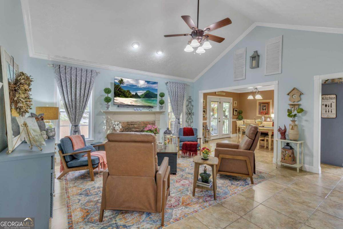 3105 Navajo Circle - Photo 1
