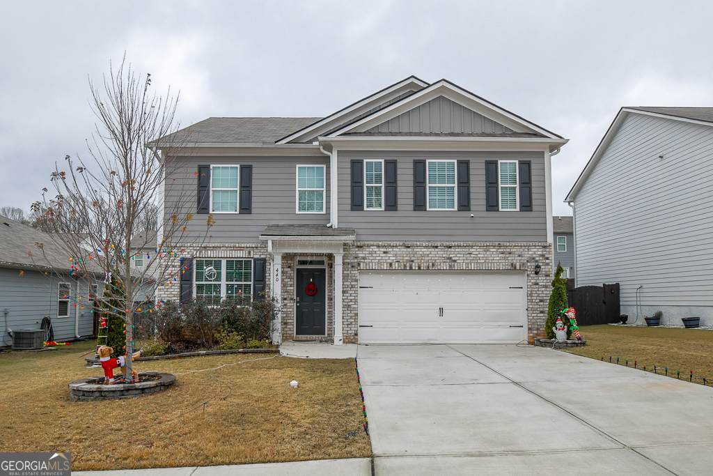 440 Starbuck Parkway - Photo 1