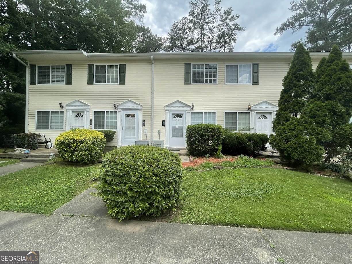 405 Fairburn Road - Photo 1
