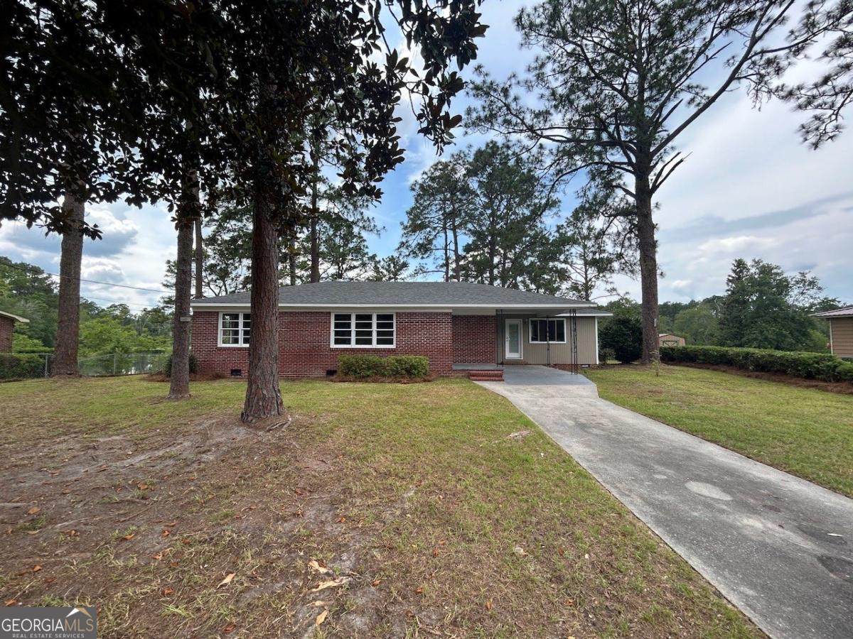 843 Prosperity Drive - Photo 1