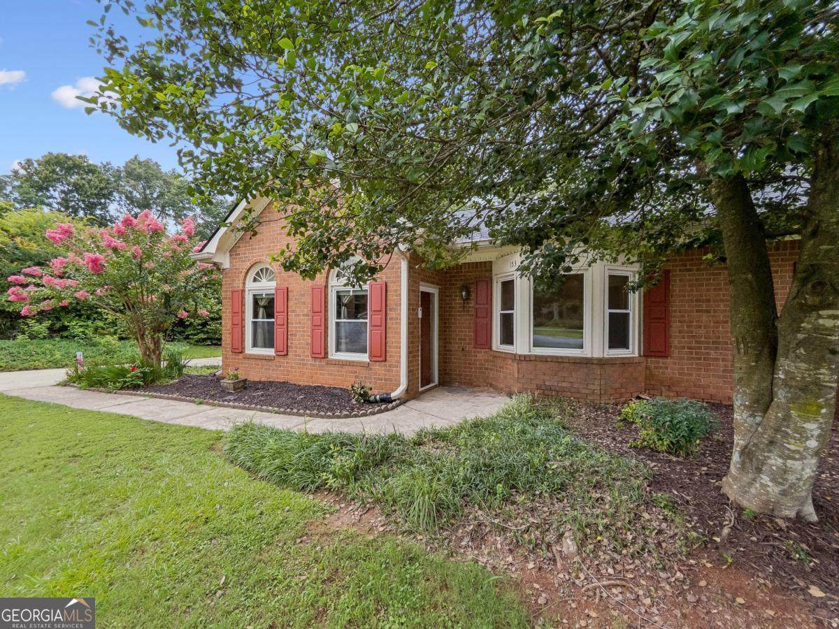 153 Ponderosa Drive - Photo 1