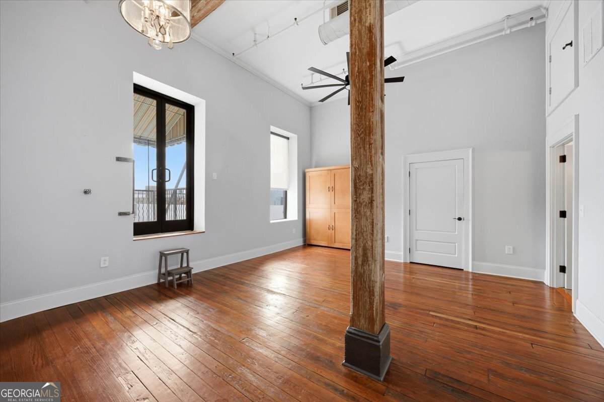 522 Cherry Street - Photo 1