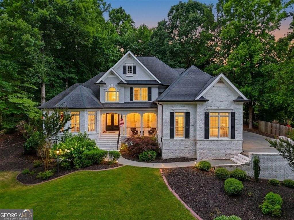 5025 Towne Lake Hill - Photo 1