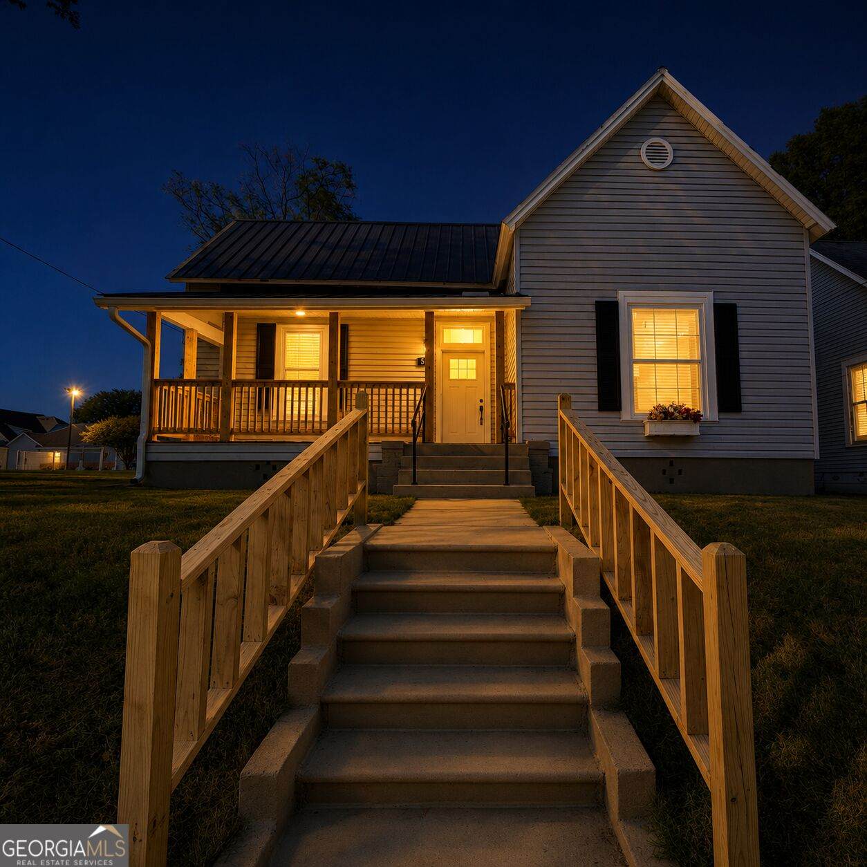 518 E Furlow Street - Photo 1