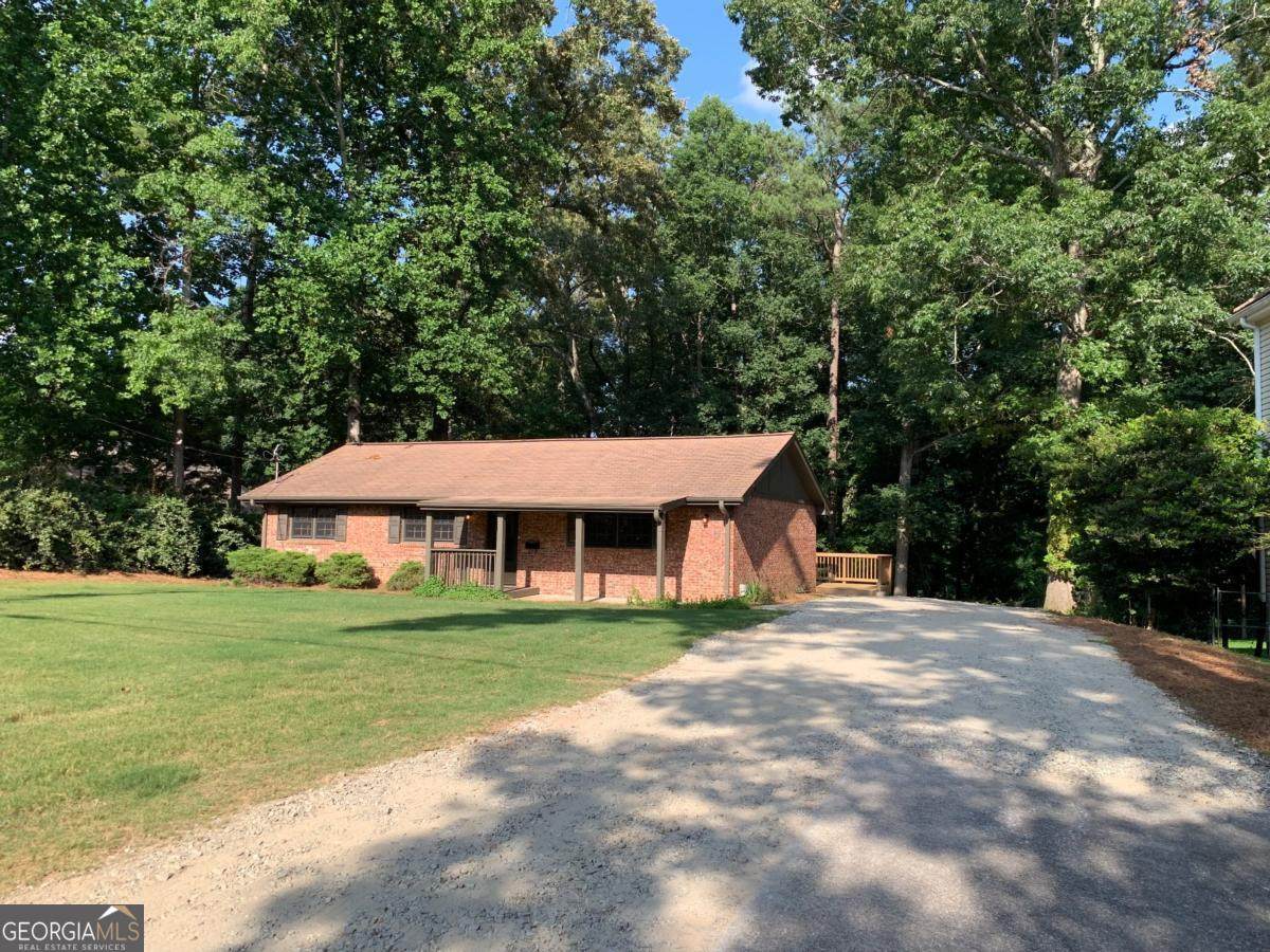 6103 Lake Lanier Heights Road - Photo 1