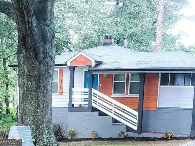 818 Lee Andrews Avenue - Photo 1