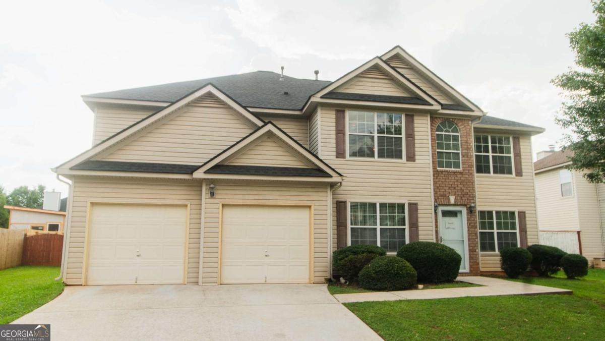 420 Oak Terrace Drive - Photo 1