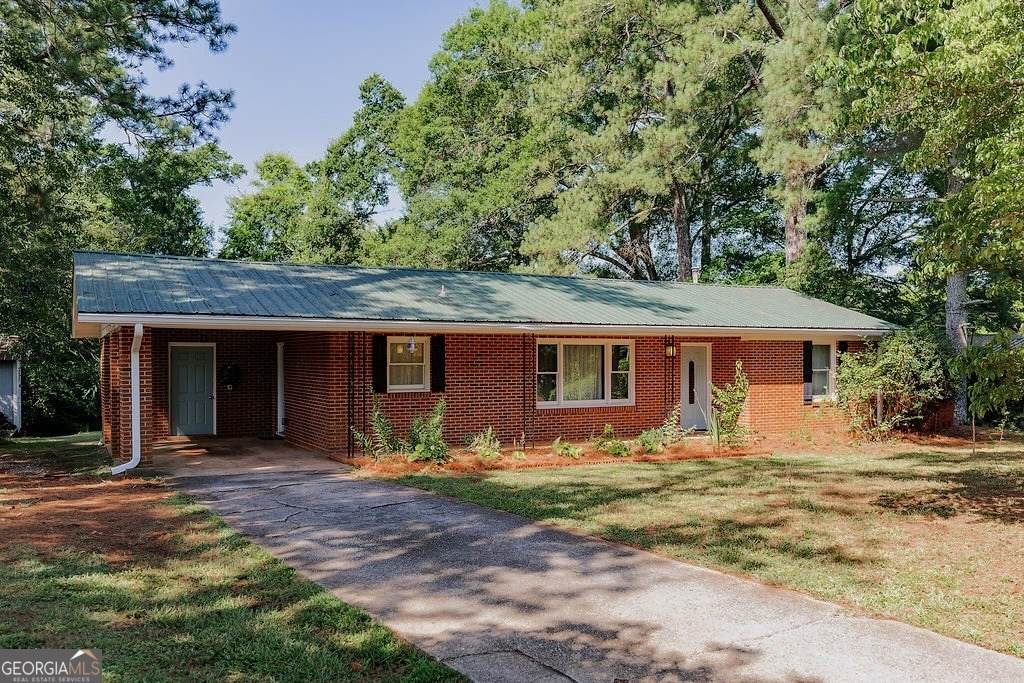 180 Conrad Drive - Photo 1