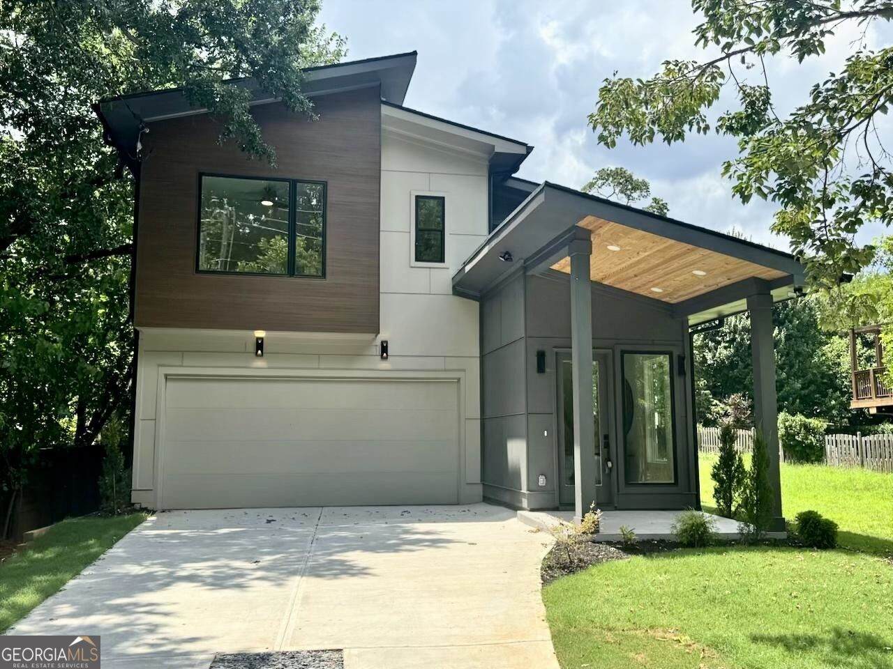 31 Walthall Street - Photo 1