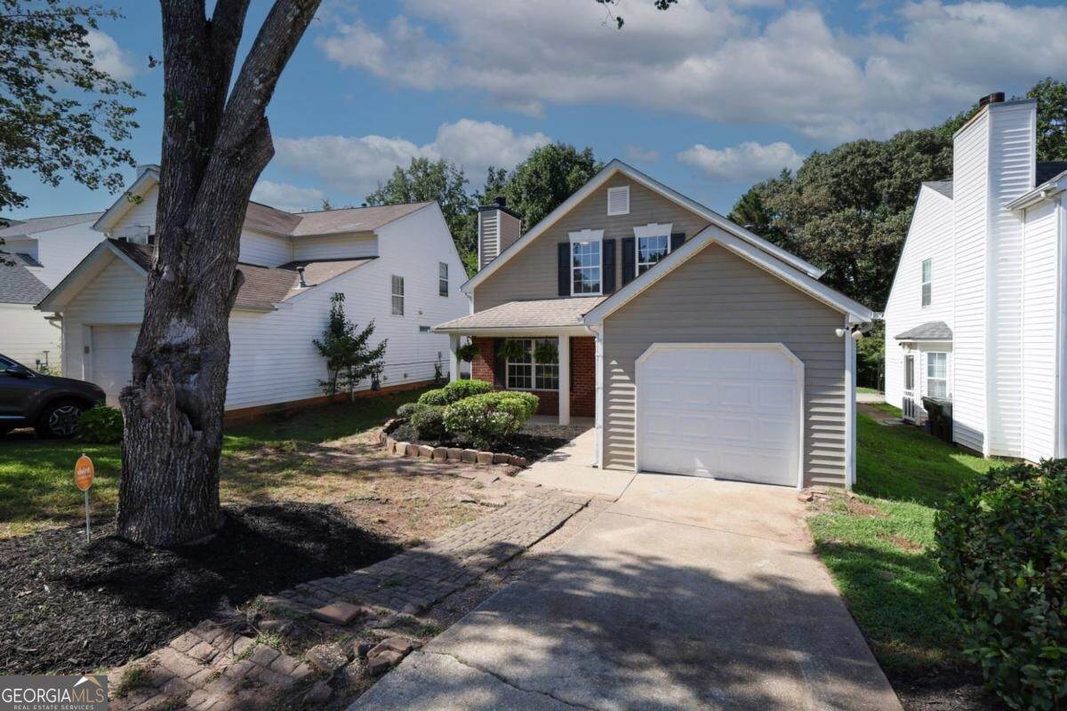 2316 Blackwatch Circle - Photo 1