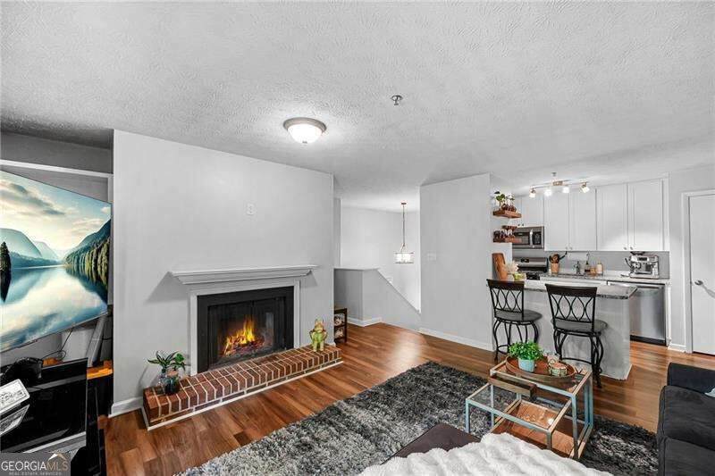2709 Cumberland Court - Photo 1