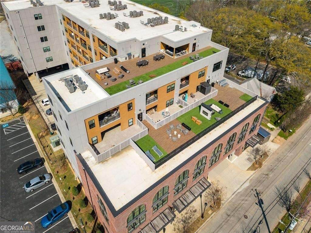 112 Rogers Street - Photo 1
