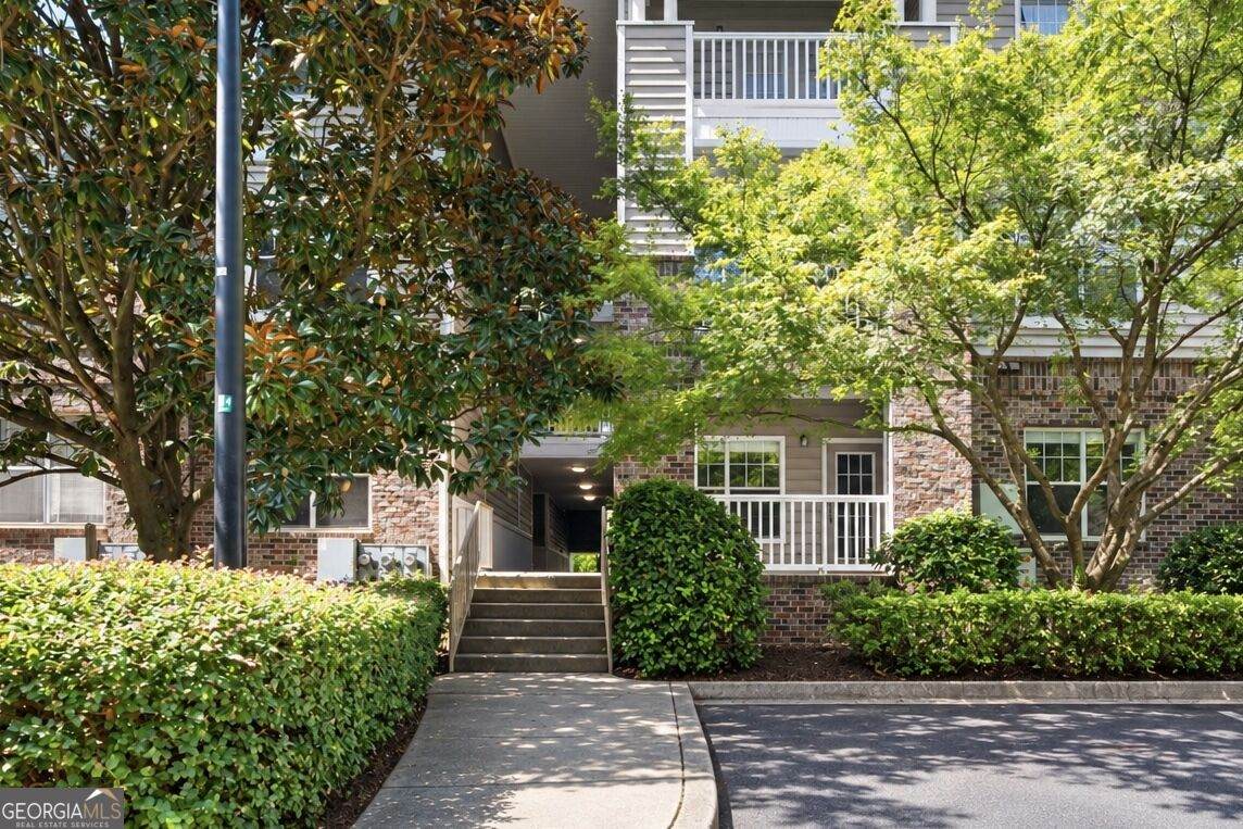 2700 Pine Tree Road - Photo 1