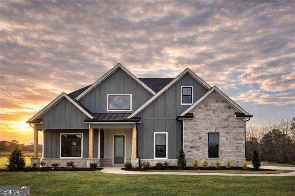 131 Palisade Drive - Photo 1