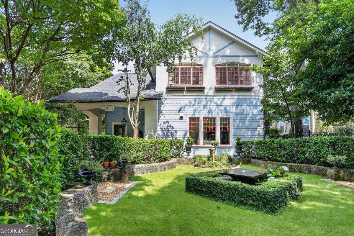 909 Myrtle Street - Photo 1