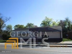 2920 Houston Avenue - Photo 1
