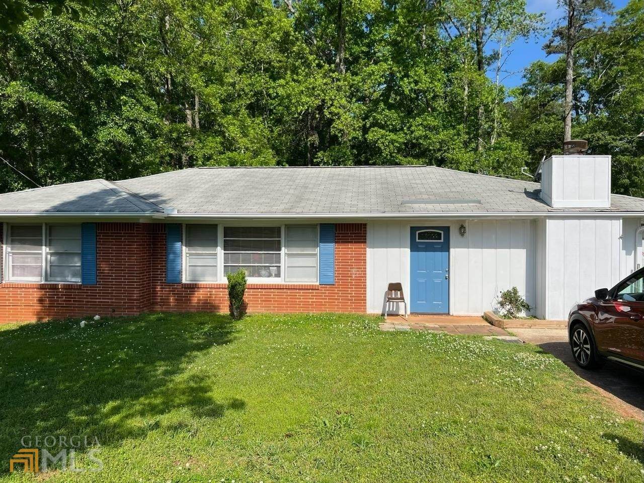 525 Griffith - Photo 1