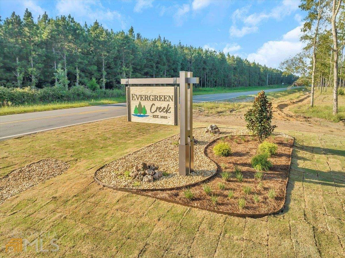 31 Evergreen Drive - Photo 1