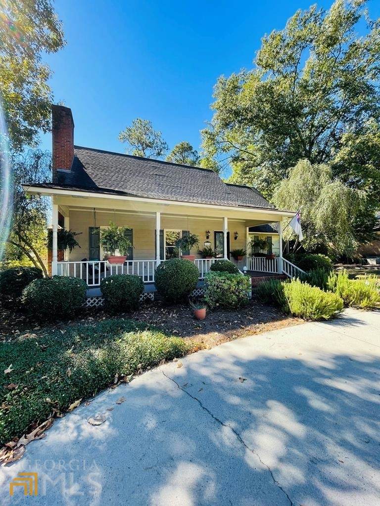 1610 Roberson Street - Photo 1