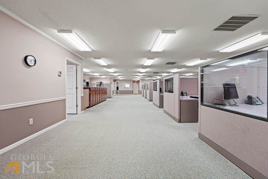 145 Executive Parkway - Photo 1