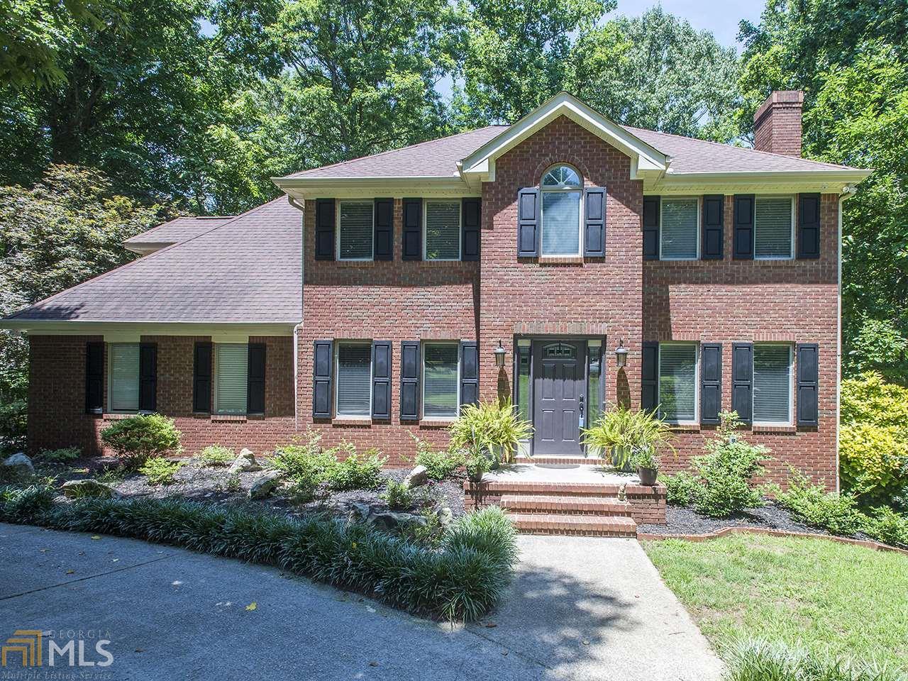 30 Woodbrook Ct - Photo 1