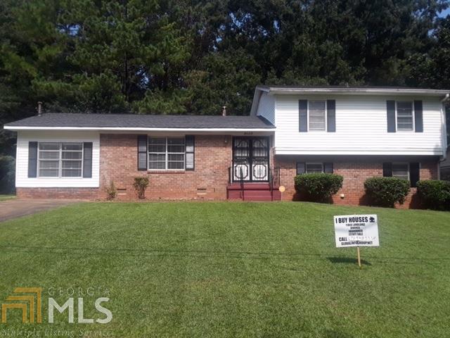 2157 Hilton Dr - Photo 1
