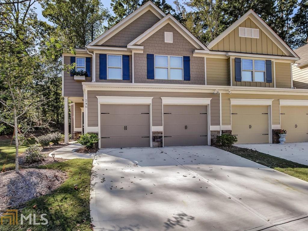 246 Oakview Dr - Photo 1