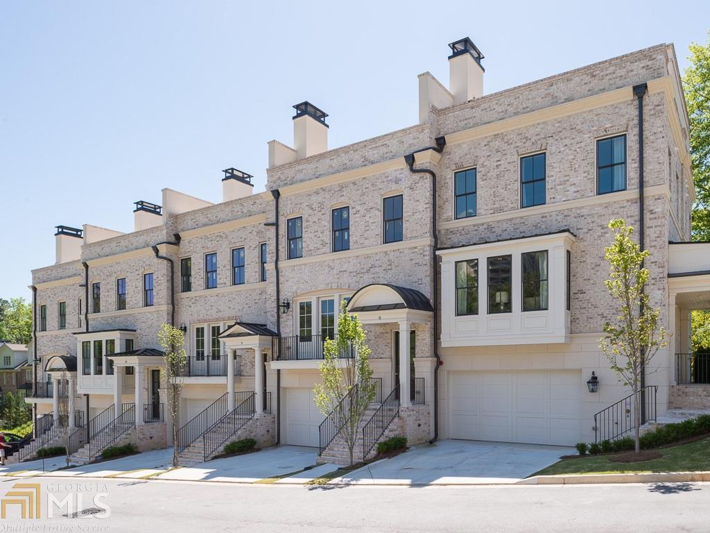 3715 Peachtree Rd - Photo 1