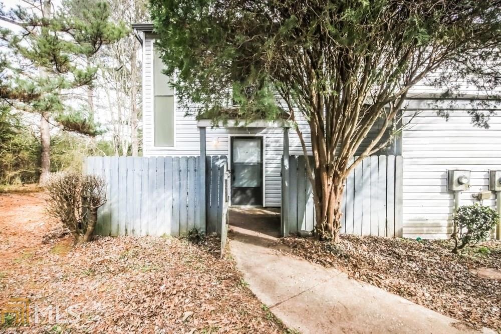 317 Country Club Dr - Photo 1