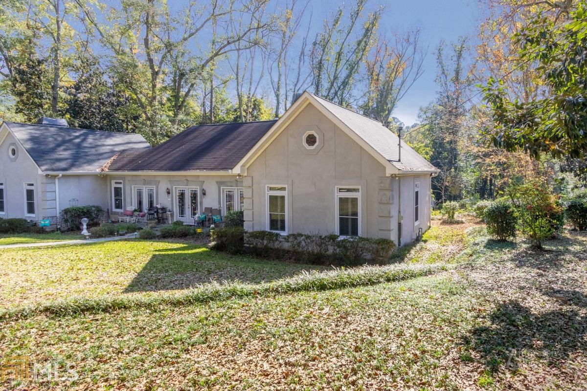 354 Johnston St - Photo 1