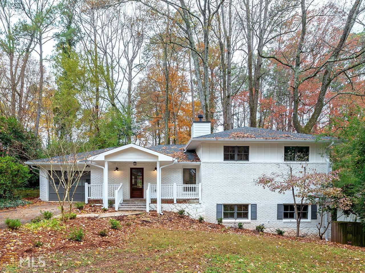 1590 Heatherwood Dr - Photo 1
