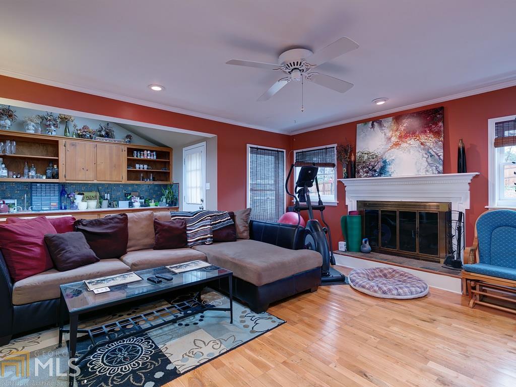 1695 Frazier Rd - Photo 1