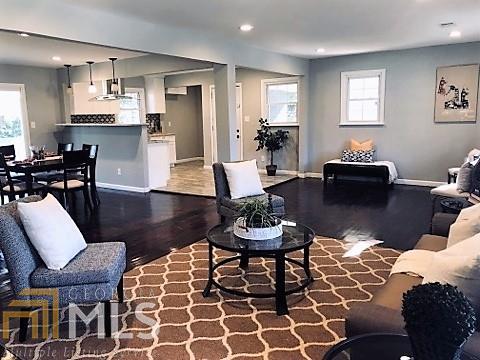 2926 Randall St - Photo 1