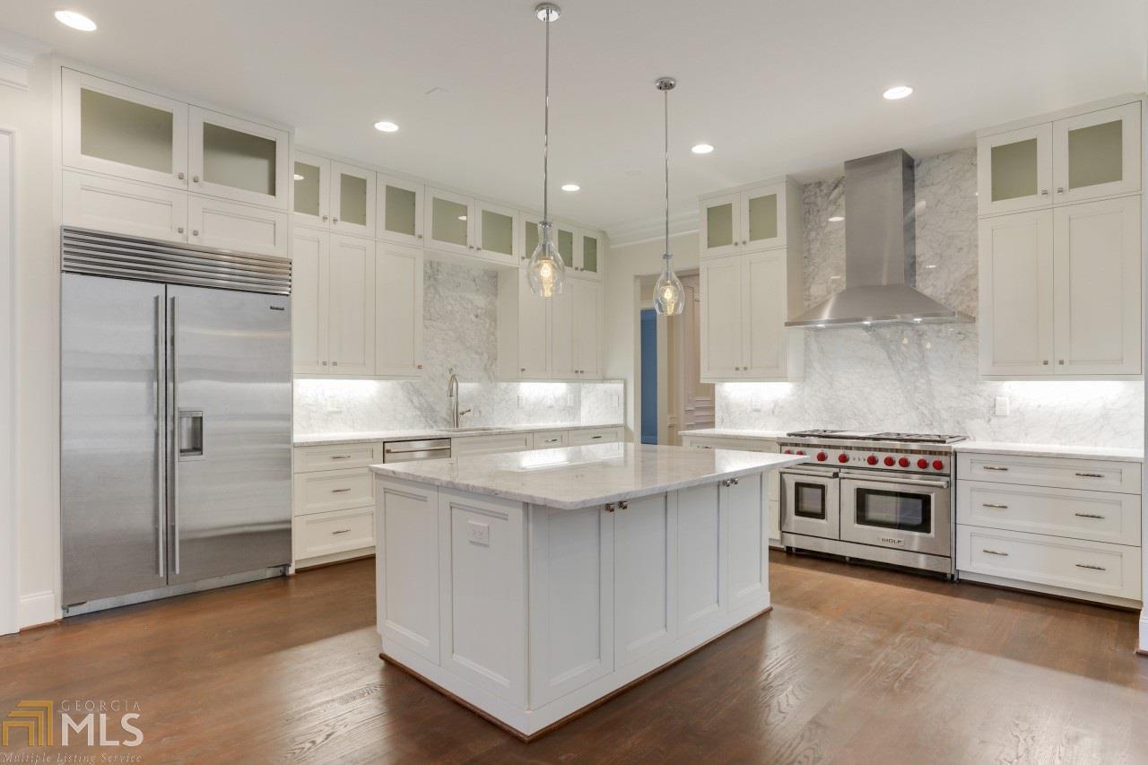 4740 Lafayette Ave - Photo 1