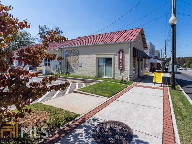 4451 Marietta - Photo 1