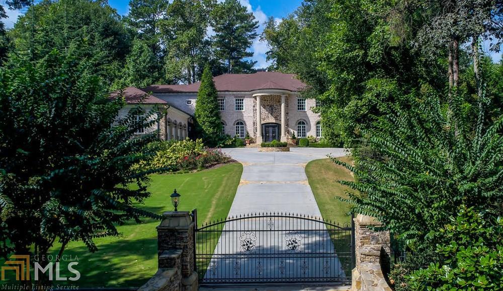 5170 Peachtree Dunwoody Rd - Photo 1