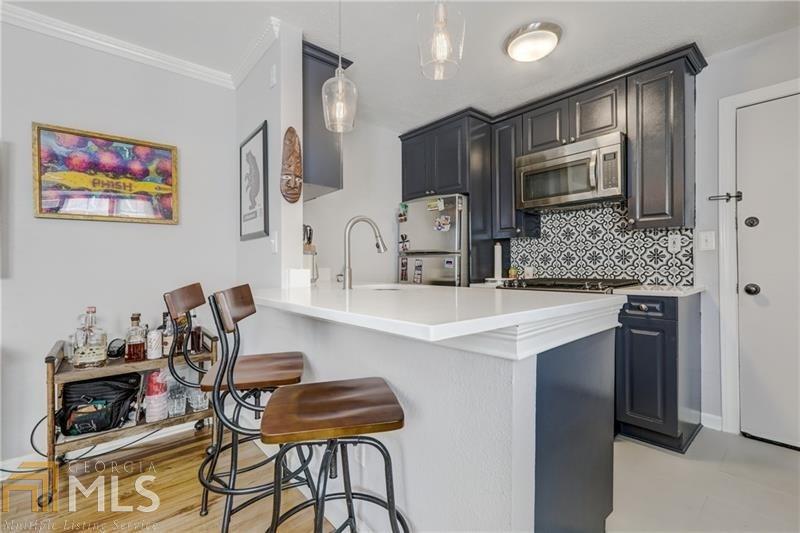 841 Frederica St - Photo 1