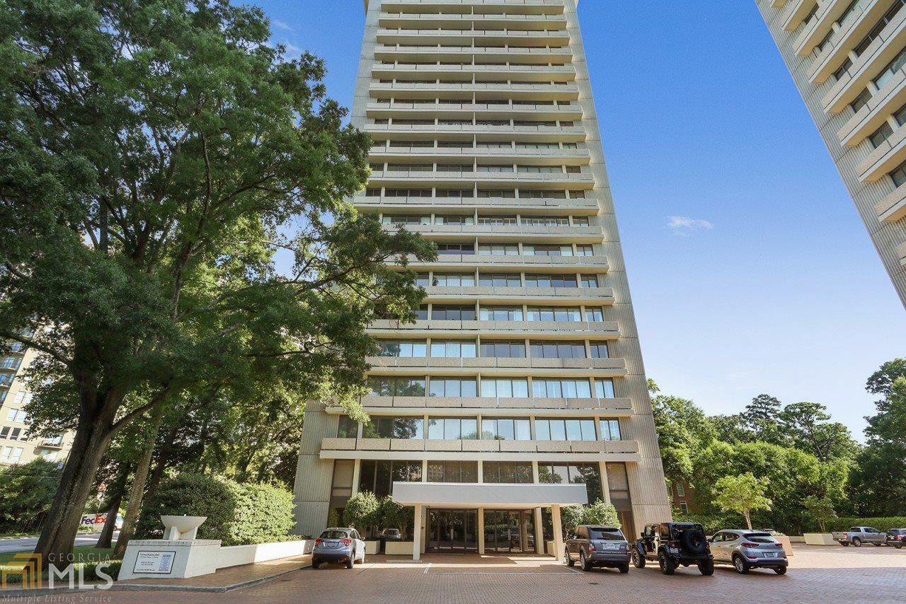 2575 Peachtree Rd - Photo 1