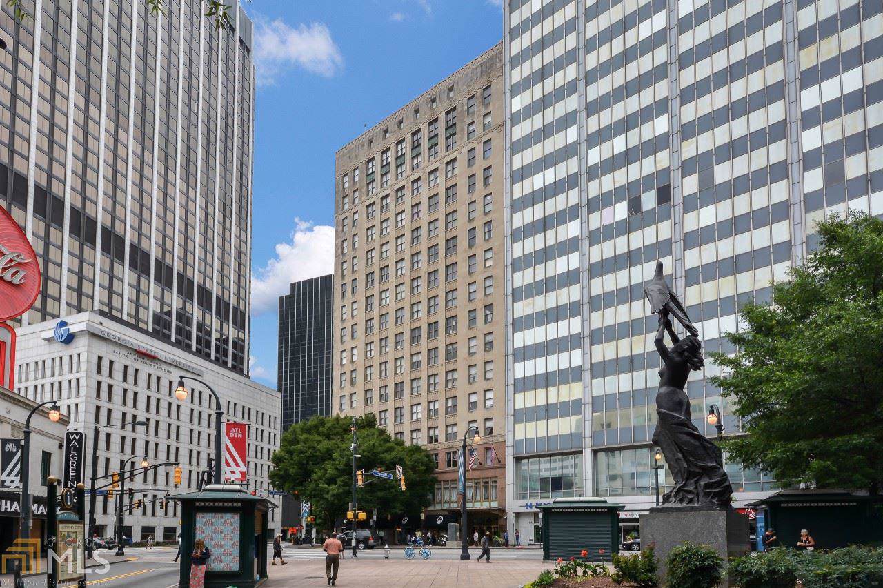 32 Peachtree St - Photo 1